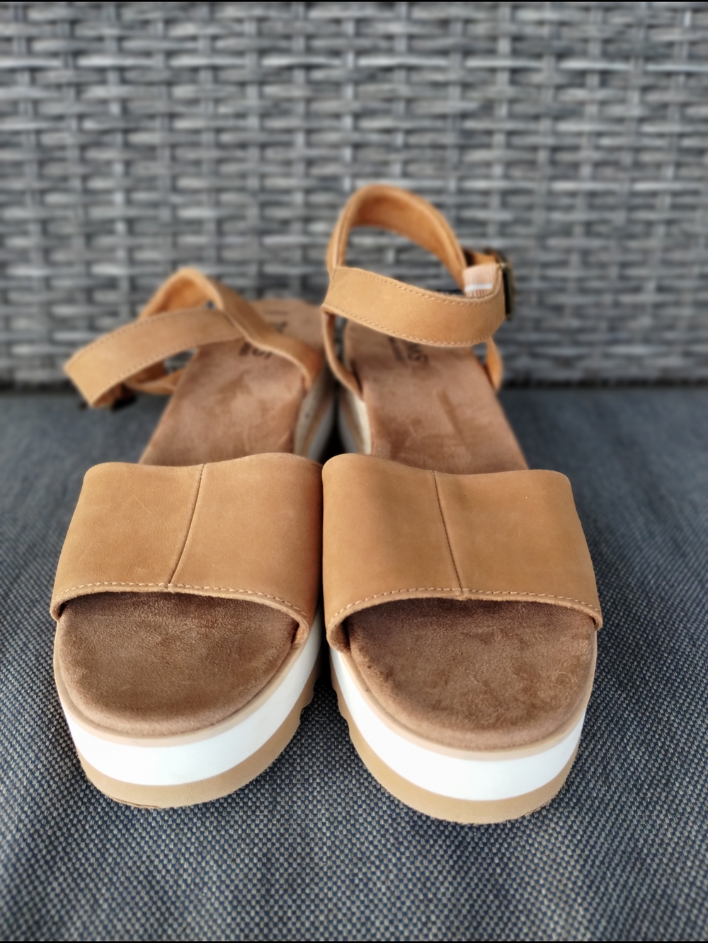 TOMS Platform Espadrille Sandals Tan Leather Women's 9.5 Ankle Strap - Picture 2 of 8